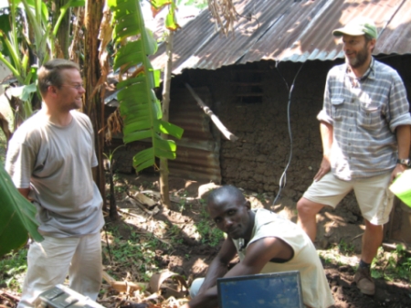 'Station set-up at Karambi, Uganda';return true