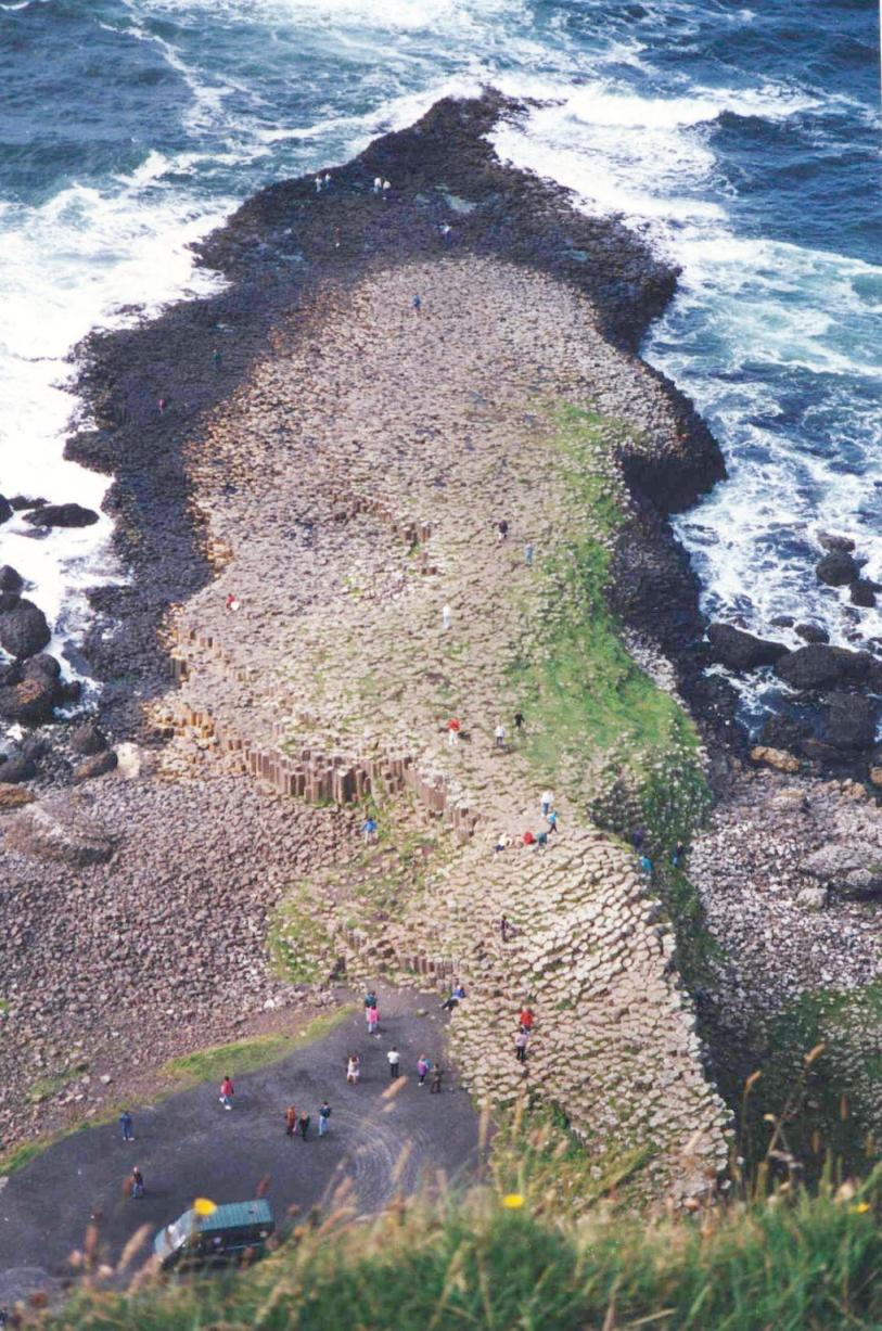 'The Giants Causeway, Nordirland';return true
